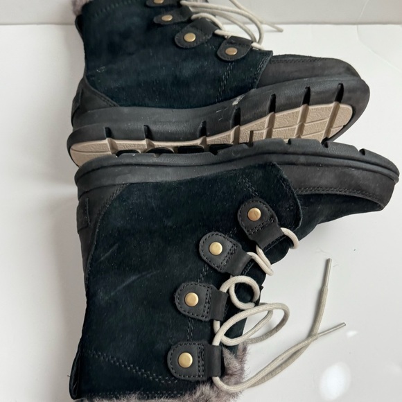 Sorel explorer joan Black Winter Boots with Faux Fur Trim - Picture 5 of 11